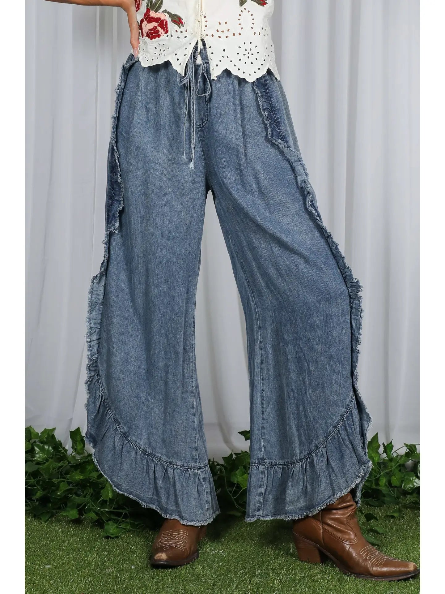Chambray Ruffled Denim Pant