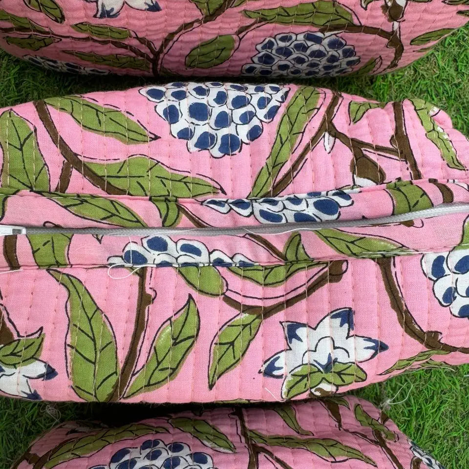 Quilted Cosmetic Bag Set